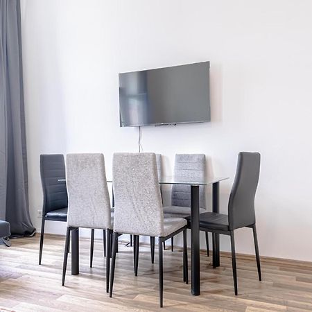 Explore Vienna 2Br And 1Lr Retreat Near Westbahnhof Екстер'єр фото