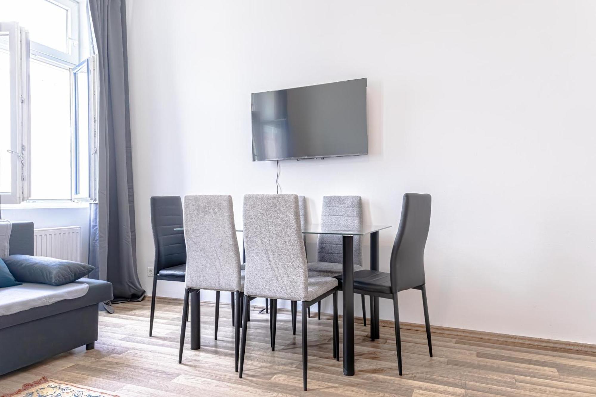 Explore Vienna 2Br And 1Lr Retreat Near Westbahnhof Екстер'єр фото