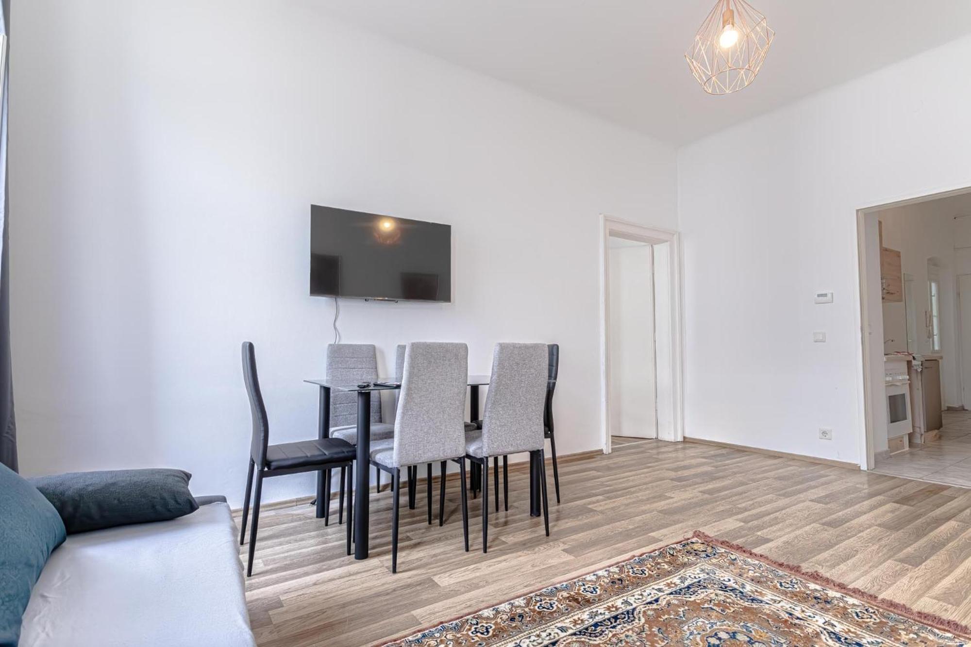 Explore Vienna 2Br And 1Lr Retreat Near Westbahnhof Екстер'єр фото