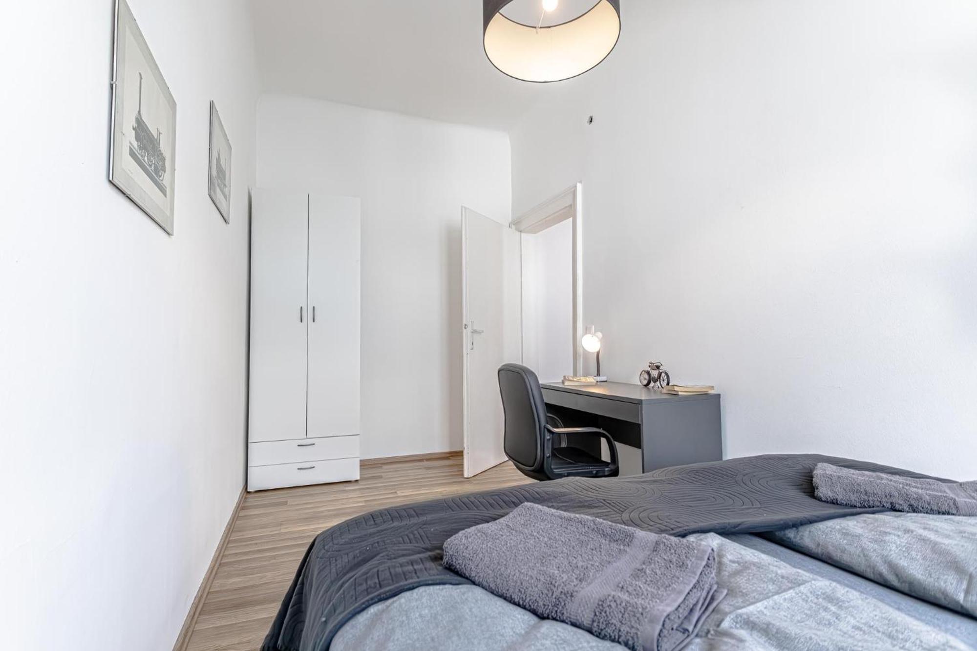 Explore Vienna 2Br And 1Lr Retreat Near Westbahnhof Екстер'єр фото