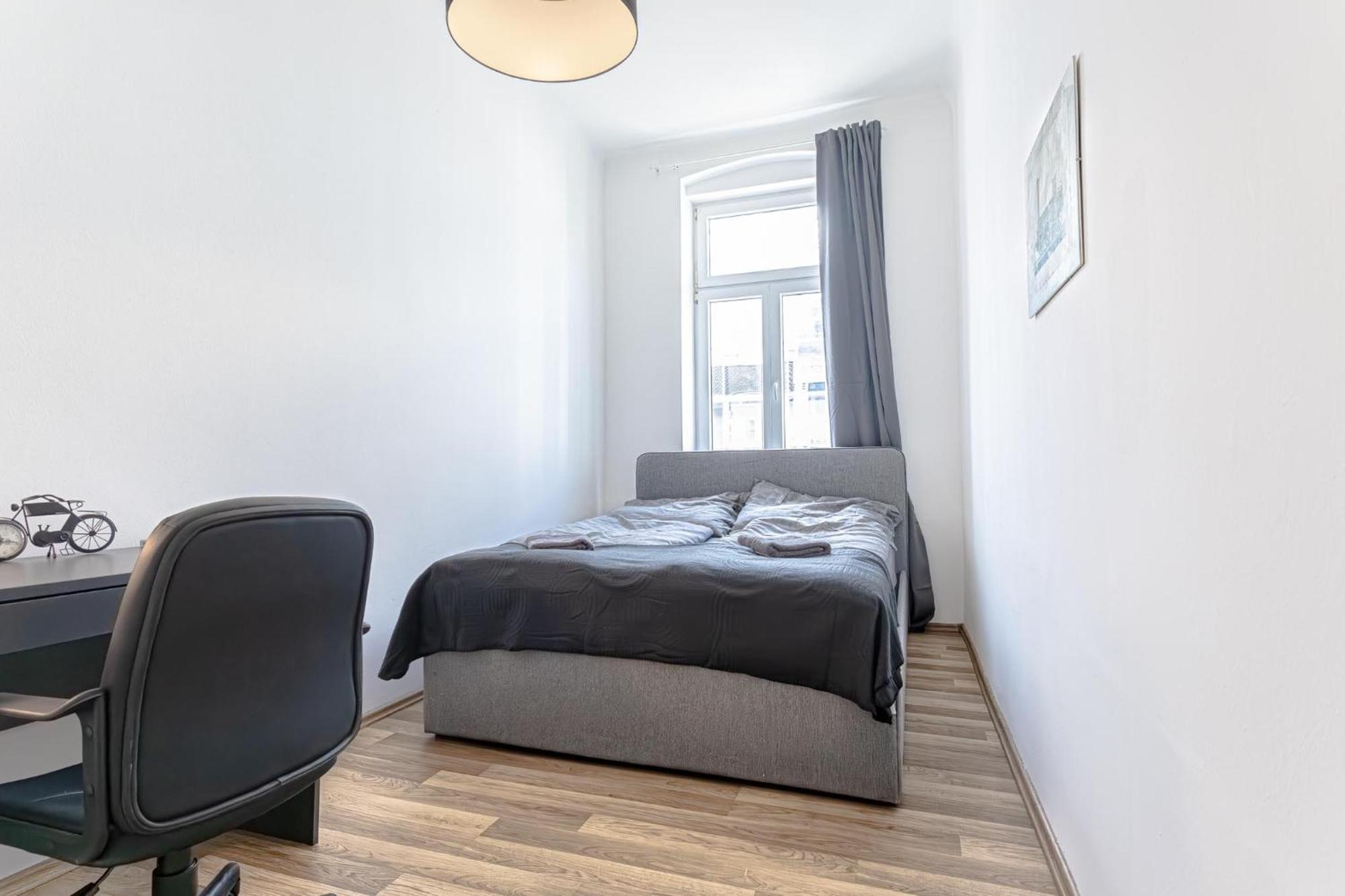 Explore Vienna 2Br And 1Lr Retreat Near Westbahnhof Екстер'єр фото